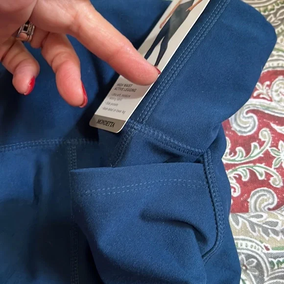 NWT Mondetta performance leggings - Picture 4 of 8